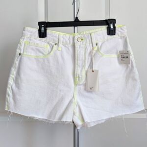 Good American Shorts Good '90s High Rise Zip Fly Raw Cut Hem White 8/29 NWT